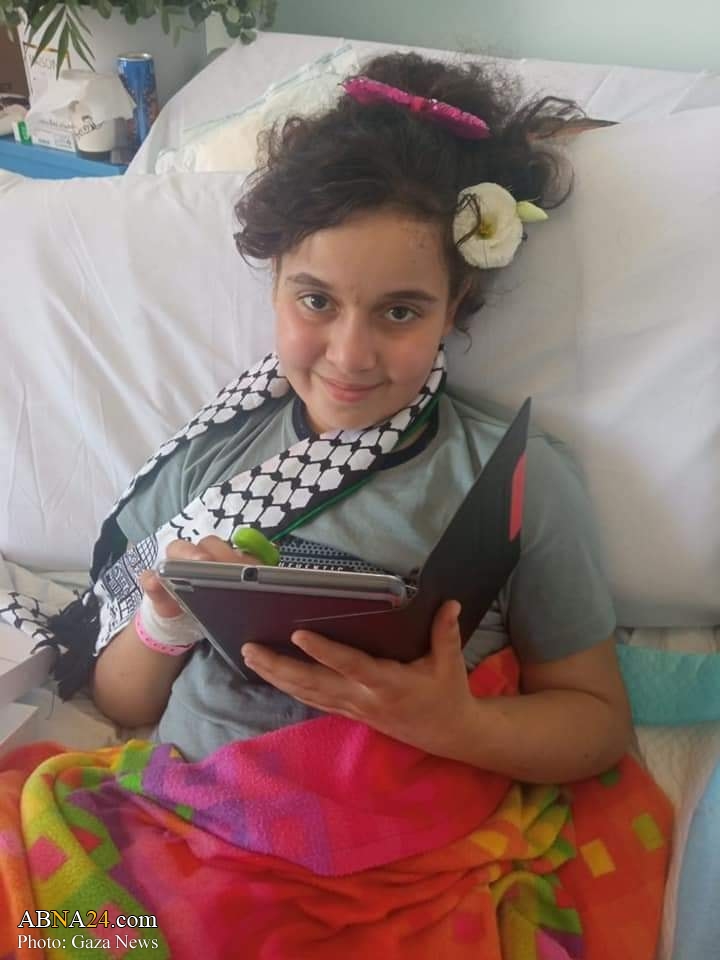 Photos: Due to Israeli aggression on Gaza 7-year-old girl spend rest of her life with only one leg