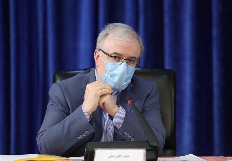 Министр здравоохранения: В Иране началось распределение собственной вакцины от COVID-19 