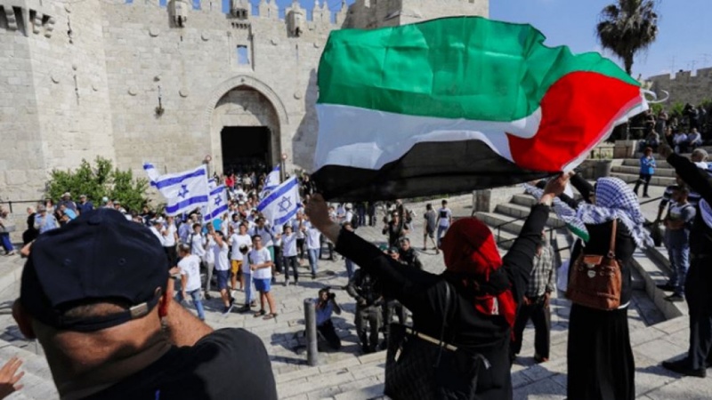 Pejuang Palestina Siaga Perang Hadapi Pawai Bendera Zionis