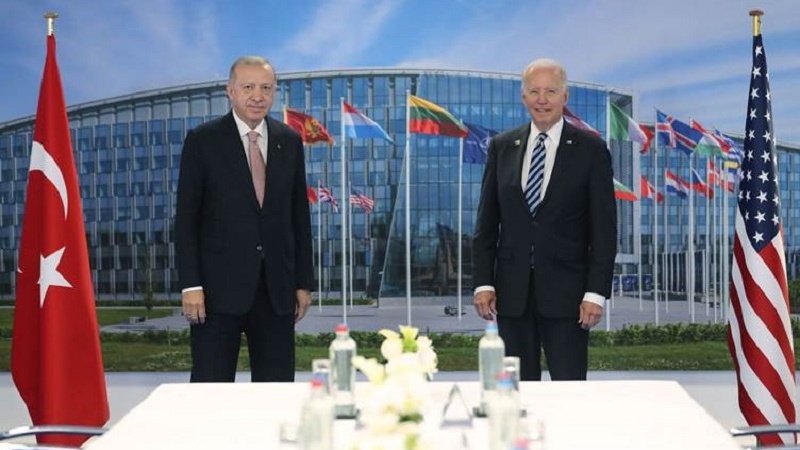 Di Hadapan Biden, Erdogan Tetap Tegaskan Pembelian S-400 Rusia