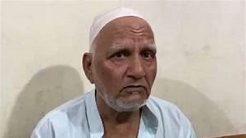 भारत में एक मुसलमान बुज़ुर्ग की दाढ़ी काटकर जय श्रीराम के नारे लगवाए
