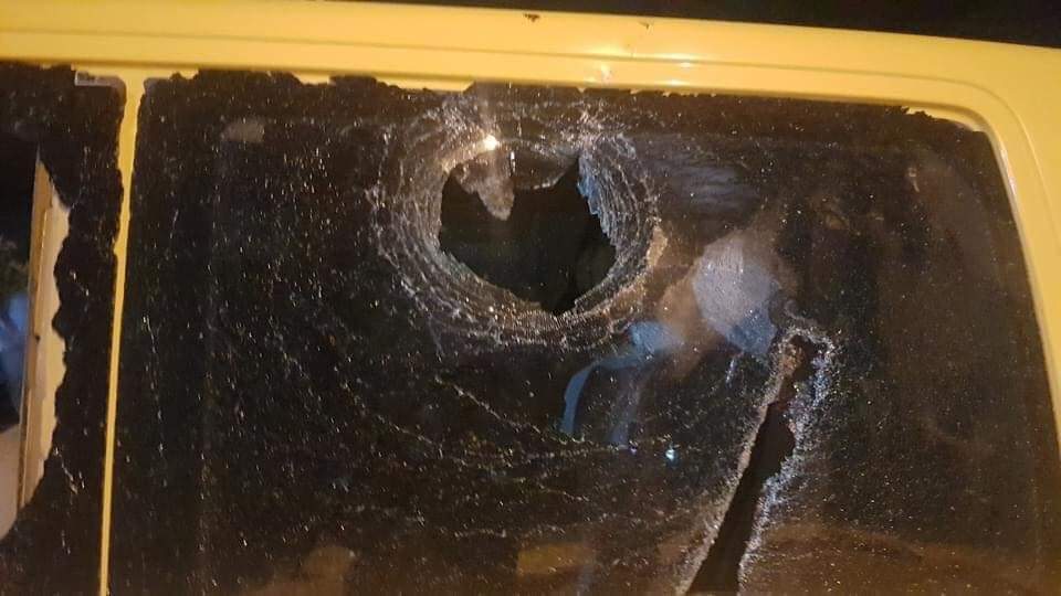 Photos: Extremist Israeli settlers attacked Palestinian vehicles with stones in occupied West Bank