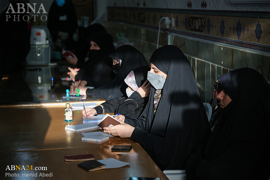 Fotogalerie: Wählerbegeisterung in Wahllokalen in ganz Iran