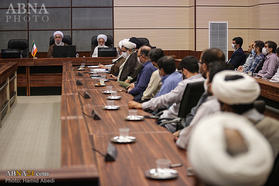 تقرير مصور / لقاء آية الله رمضاني بموظفي المجمع العالمي لأهل البيت (ع) في قم المقدسة