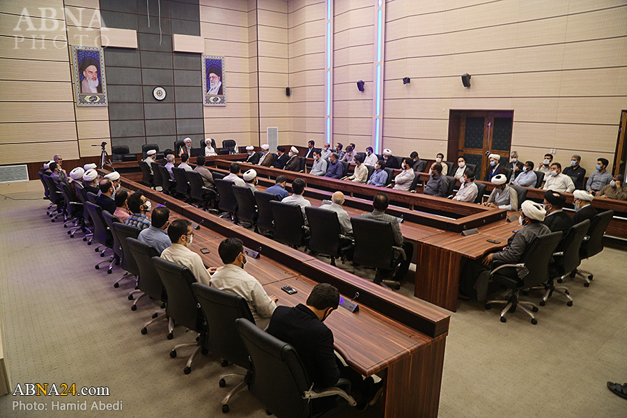 Photos: Ayatollah Ramazani meets staff of AhlulBayt (a.s.) World Assembly in Qom