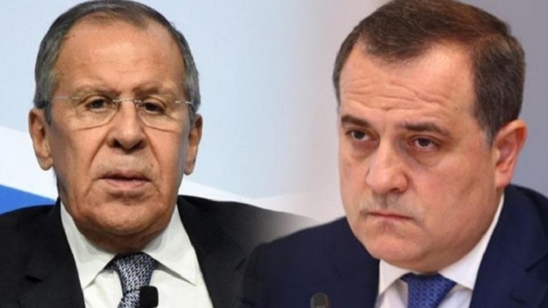 Lavrov ile Bayramov telefonda görüştü