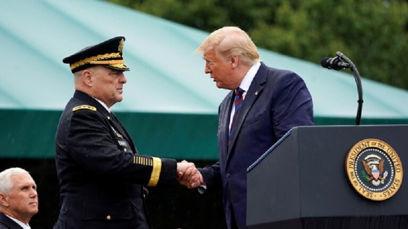 Трамп призвал военных стрелять в американских протестующих