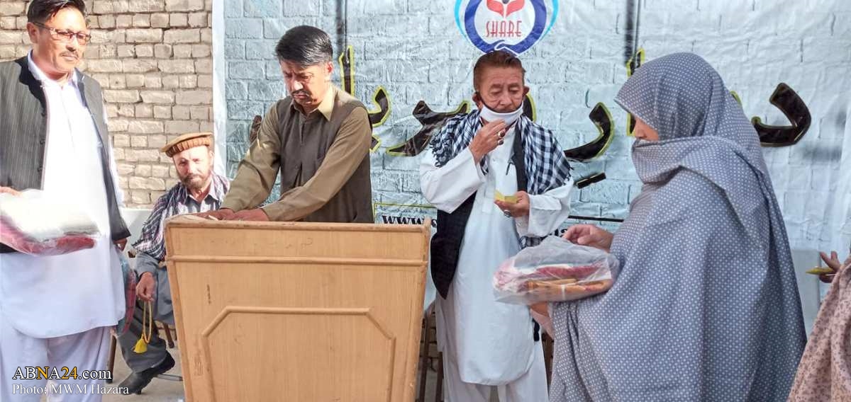 Photos: Pakistani Shia cleric Allama Abbas Jafari distributes clothes for martyred family of Quetta