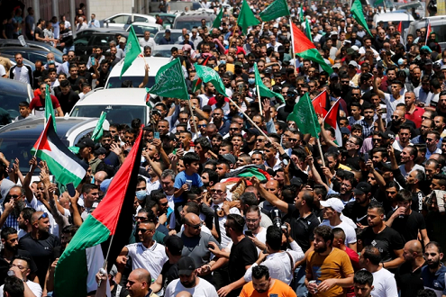 Les Palestiniens exigent le départ de Mahmoud Abbas
