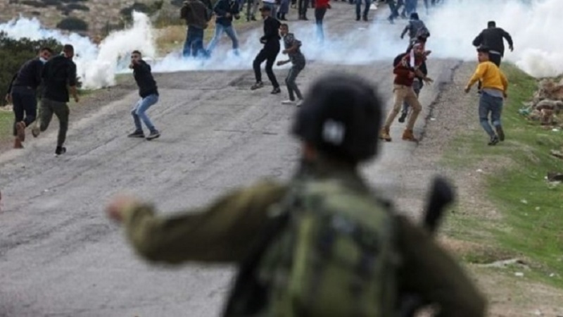 シオニスト政権イスラエル軍による攻撃で数百人のパレスチナ人が負傷