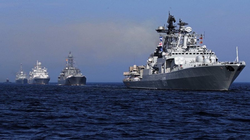 Rusya Akdeniz'de, NATO ise Karadeniz'de tatbikat başlattı