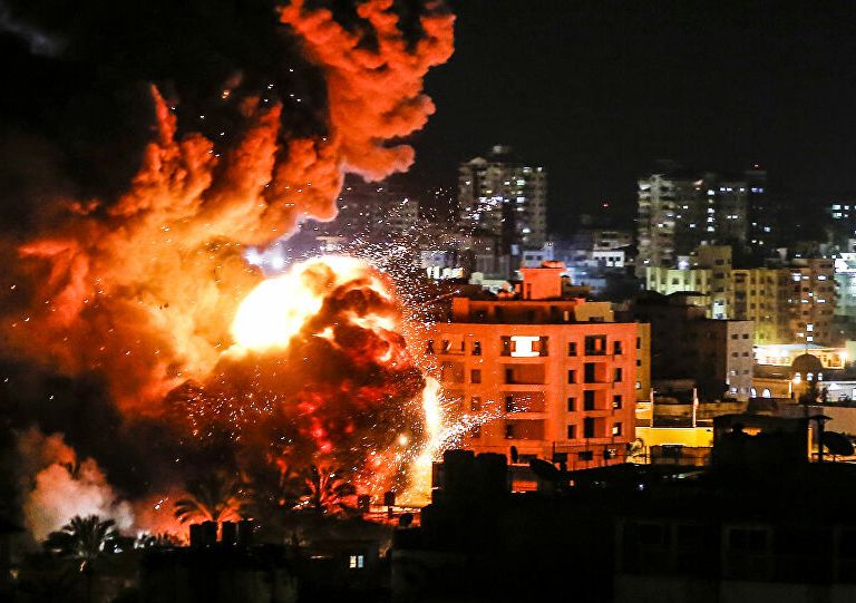 غارات إسرائيلية على مواقع فلسطينية في قطاع غزة