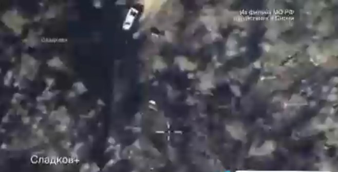 Suriye'de IŞİD teröristlerinin sığınağı, Rusya tarafından böyle vuruldu!
