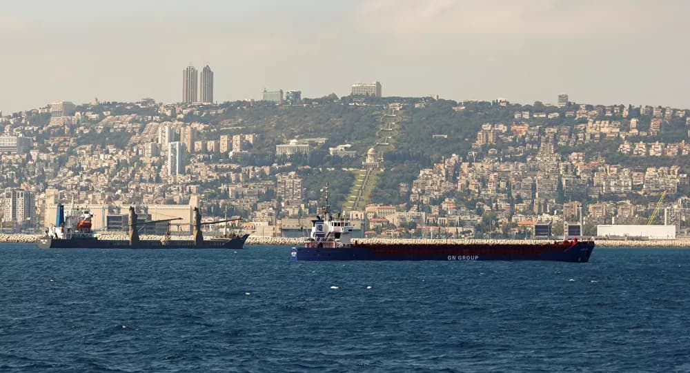 Navio de carga de Israel é atacado no norte do oceano Índico, diz emissora libanesa
