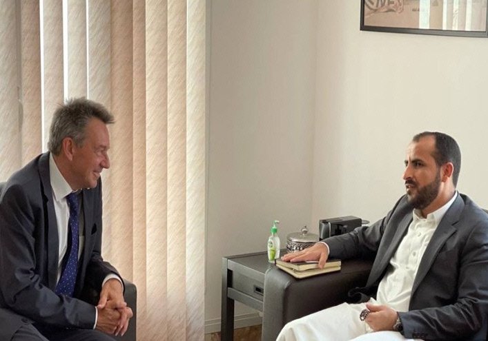 اليمن: محمد عبد السلام يلتقي رئيس لجنة الصليب الأحمر