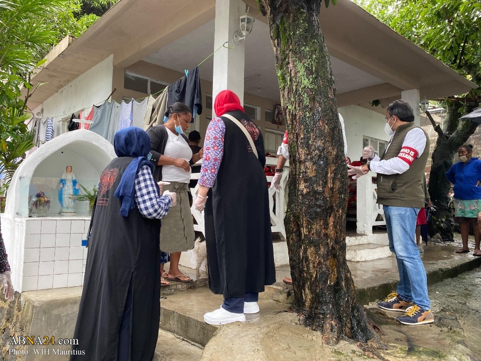 تصویری رپورٹ/ ماریشس جزیرے میں تنظیم "حسین کون ہیں" کی جانب سے امداد تقسیم