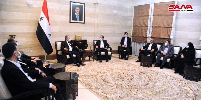 Syrian PM confers with Iranian parliamentary delegation in Damascus