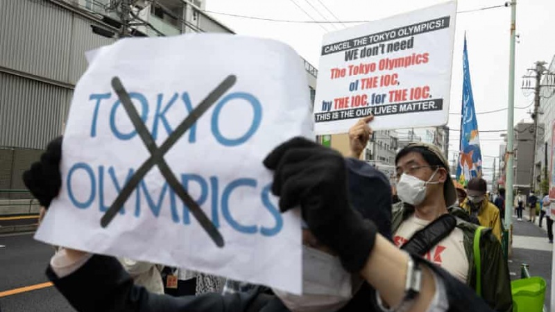 日本の新型コロナ、6人死亡・2029人感染