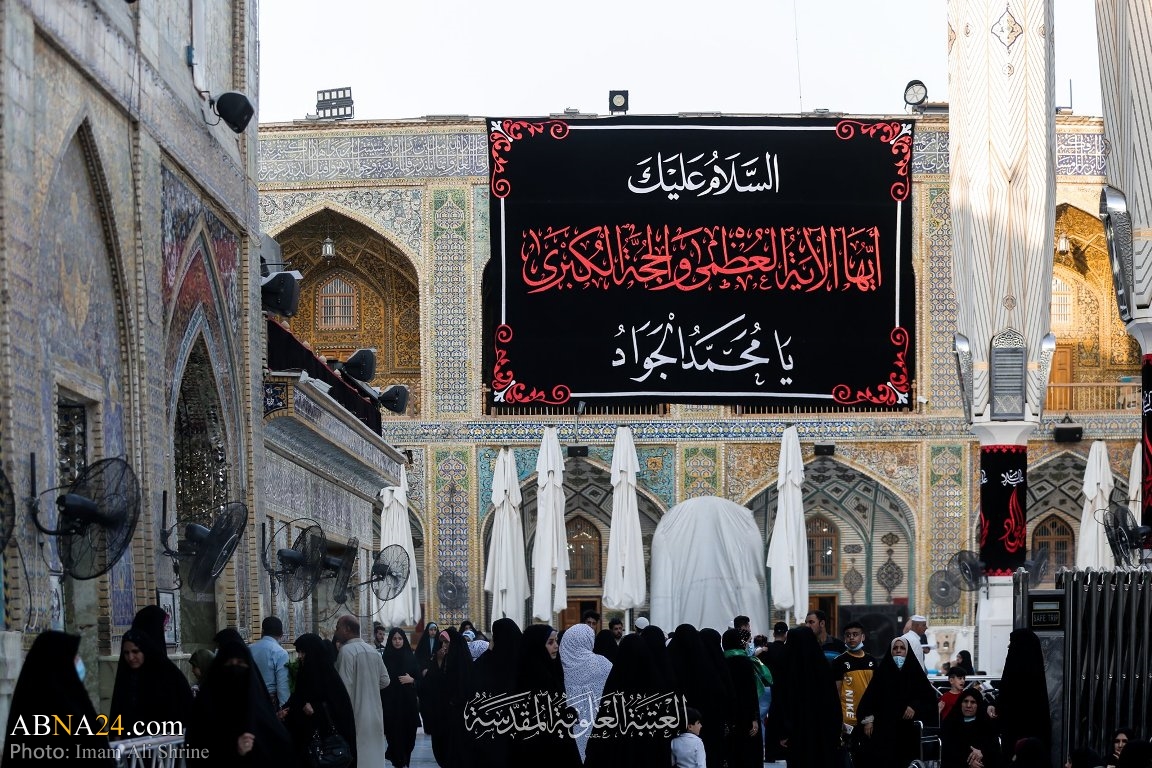 Photos: Imam Ali holy shrine covered with black on martyrdom anniversary of Imam al-Jawad
