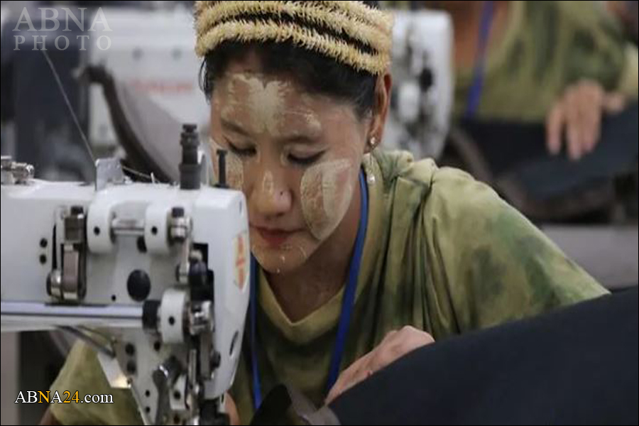 စစ္အာဏာရွင္ လက္ေအာက္ လုံး၀ ၿပိဳလဲေတာ့ မည့္ ျမန္မာ့ အထည္ခ်ဳပ္ လုပ္ငန္း
