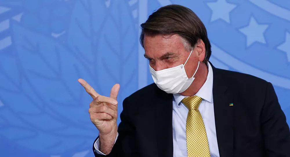 Ao questionar 'segurança' nas eleições, Bolsonaro diz que Datafolha recebe 'grana' para pesquisas