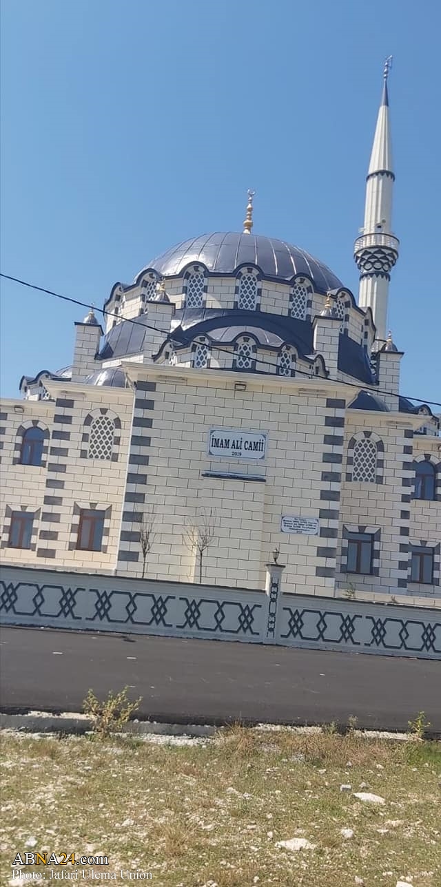 Торжественное открытие мечети Имама Али (мир ему) в районе "Кара Агадж" города Игдыр, Турция.