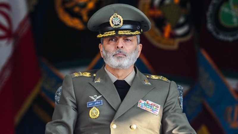 ایران کی بری فوج کے کمانڈر کا مشرقی سرحدوں کا دورہ، مسلح افواج ہر طرح کی صورتحال سے نمٹنے کے لیے تیار