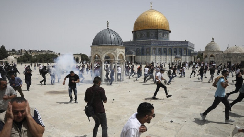 イスラエル首相がアクサーモスクへの襲撃継続を命令