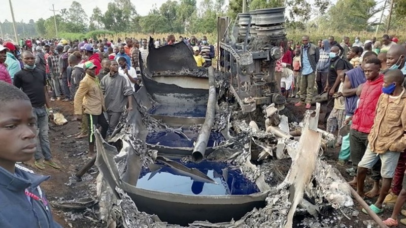 肯尼亚油罐车爆炸造成13人死亡