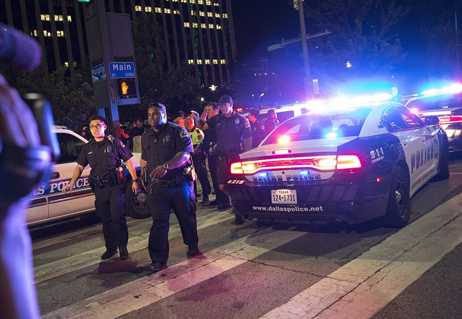 مقتل 11 شخصا وإصابة 56 آخرين بحوادث إطلاق نار وقعت في شيكاغو خلال عطلة نهاية الأسبوع