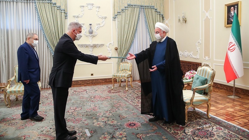 Cumhurbaşkanı Ruhani,çeşitli ülkelerin büyükelçilerini kabul etti
