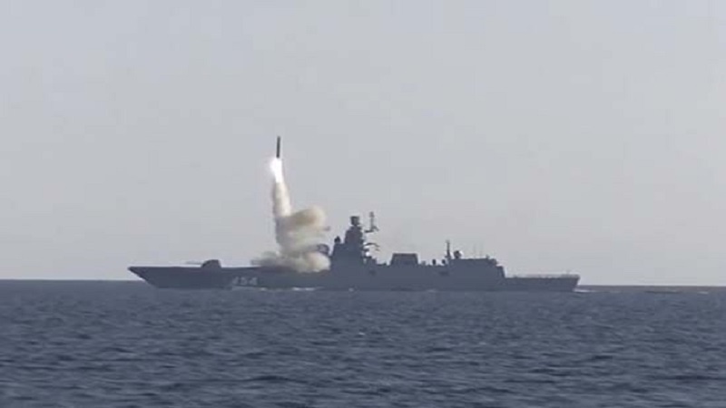 Озмоиши мушаки ултрасадоӣ аз сӯи Русия