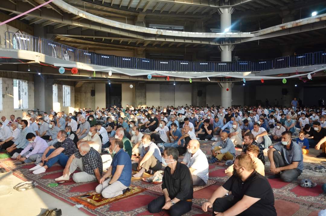 Photos: Prière de l'Aïd al-Adha à Zeynebiye Masjid d'Istanbul, Turquie