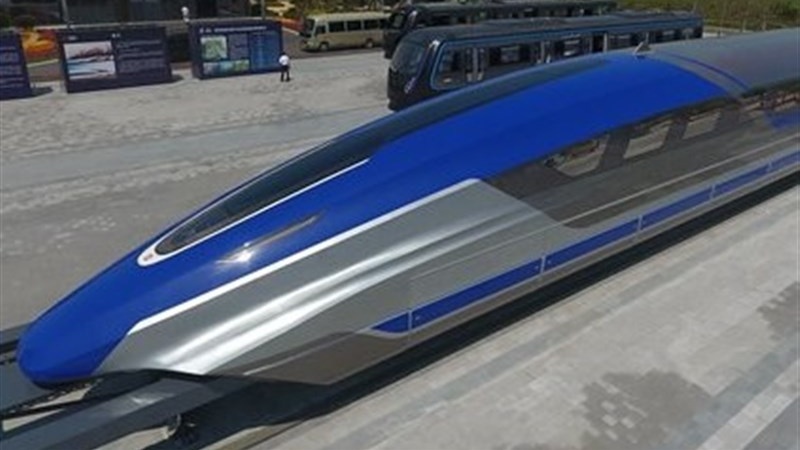 中国が最高時速600キロの列車走行を公開