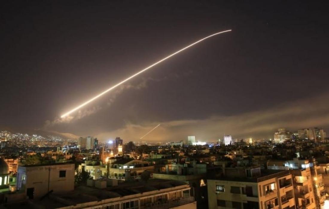 الدفاعات الجوية السورية تتصدى لعدوان "إسرائيلي" استهدف مدينة حمص+(صور)