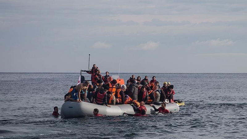 Daily Mail smaschera una rete di traffici di migranti sul canale Manica