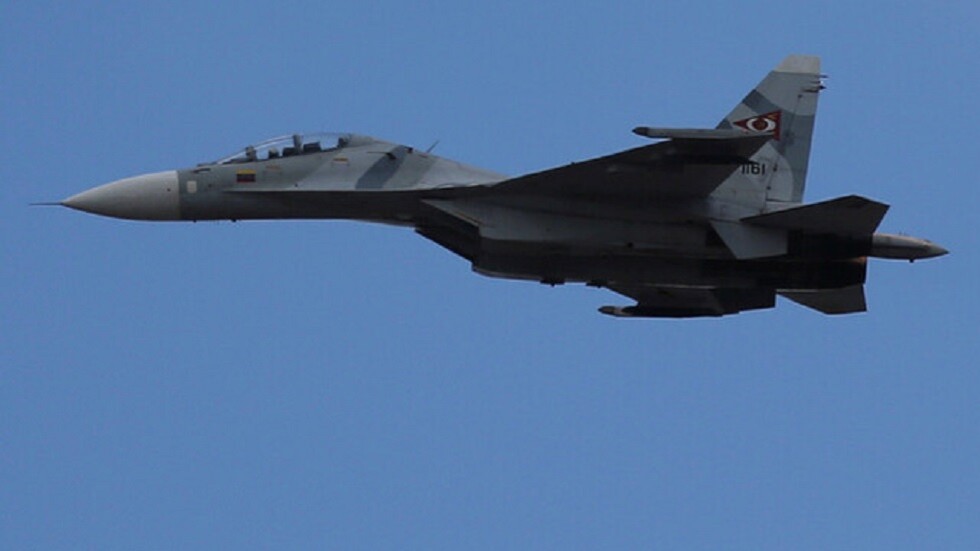 فنزويلا تعلن ان طائرة عسكرية أمريكية انتهكت أجواءها