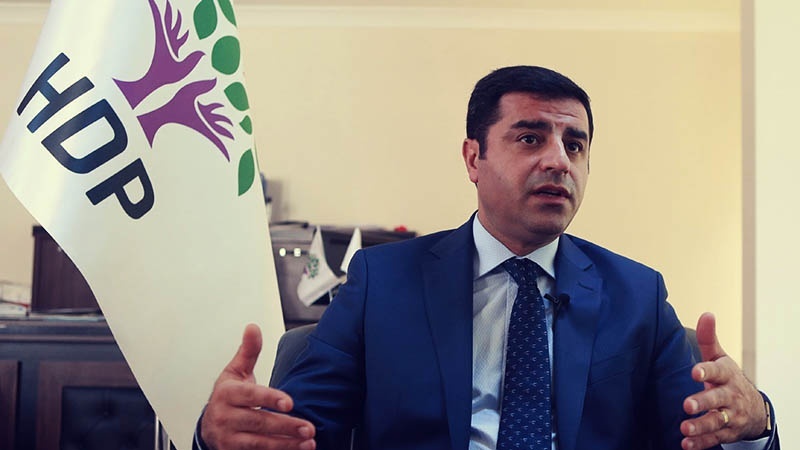 خەڵاتێک بۆ داکۆکیکاری گەلانی ژێر ھەڕەشەی تورکیا