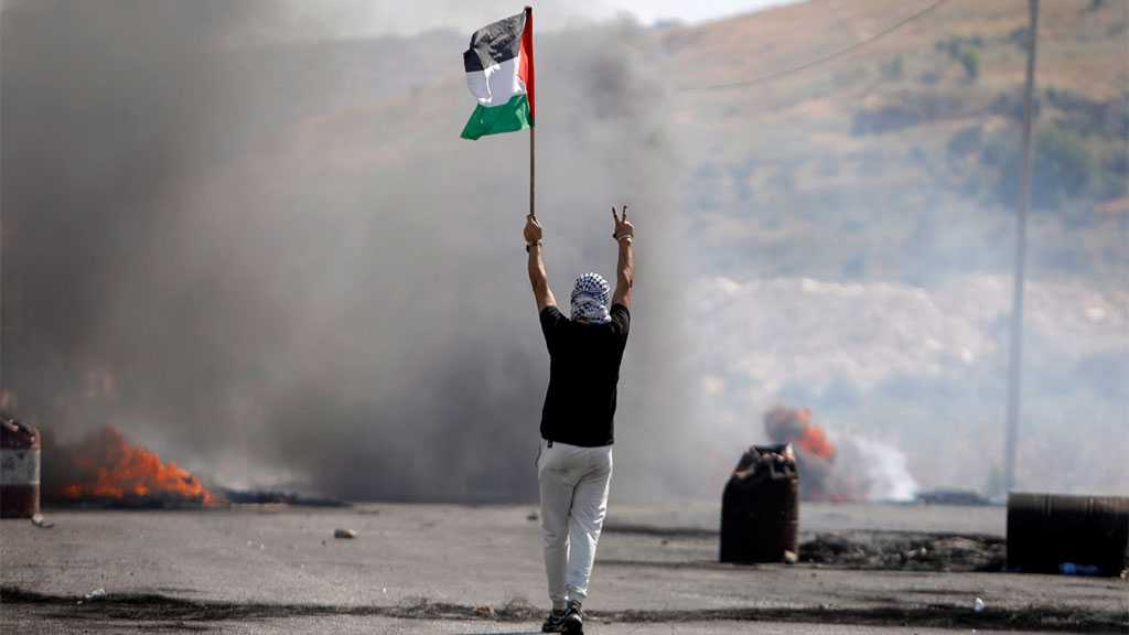 Zionist enemy attack hundreds of Palestinian protesters in Occupied West Bank