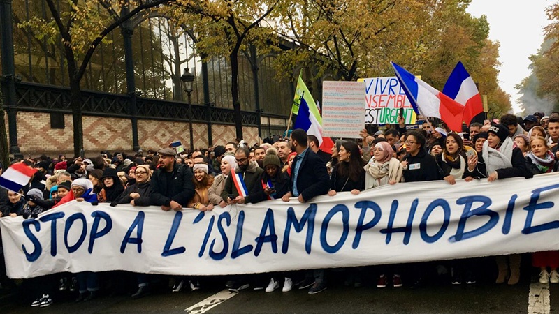 Fransa Ulusal Meclisi'nde İslam karşıtı yasanın onaylanması