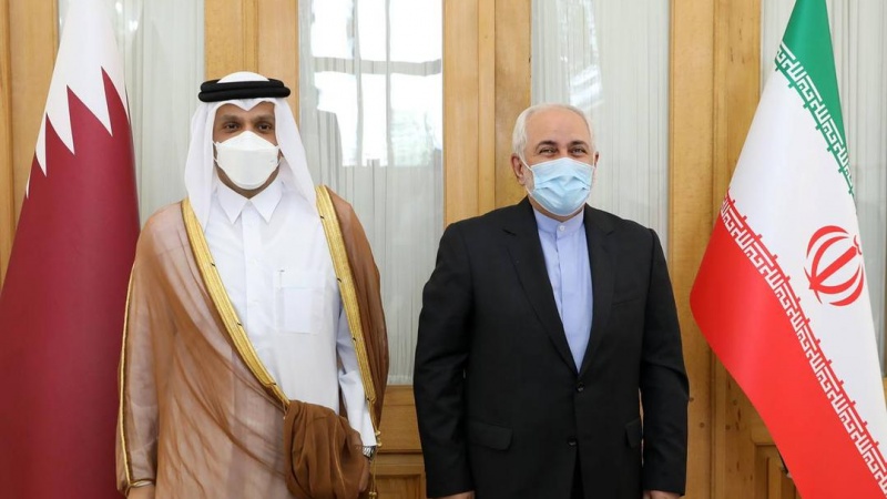 イランとカタールの両外相がテヘランで会談