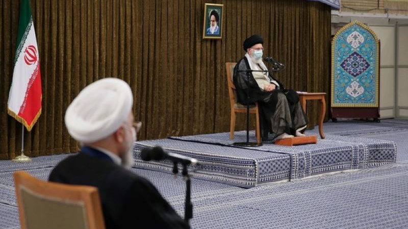 ڕابەری مەزنی شۆڕشی ئیسلامی: متمانەکردن بە ڕۆژئاوا وڵام ناداتەوە