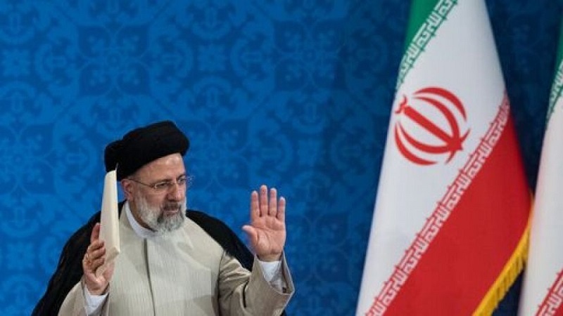 5 Agustus, Hari Pelantikan Presiden Baru Iran