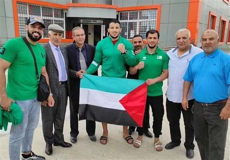 ترحيب حار بلاعب الجودو الجزائري لرفضه مواجهة اللاعب الصهيوني + (فيديو)