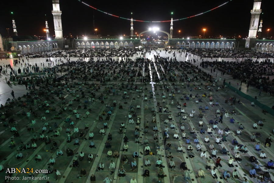 Photos: Celebration of Eid al-Ghadir at Jamkaran Mosque