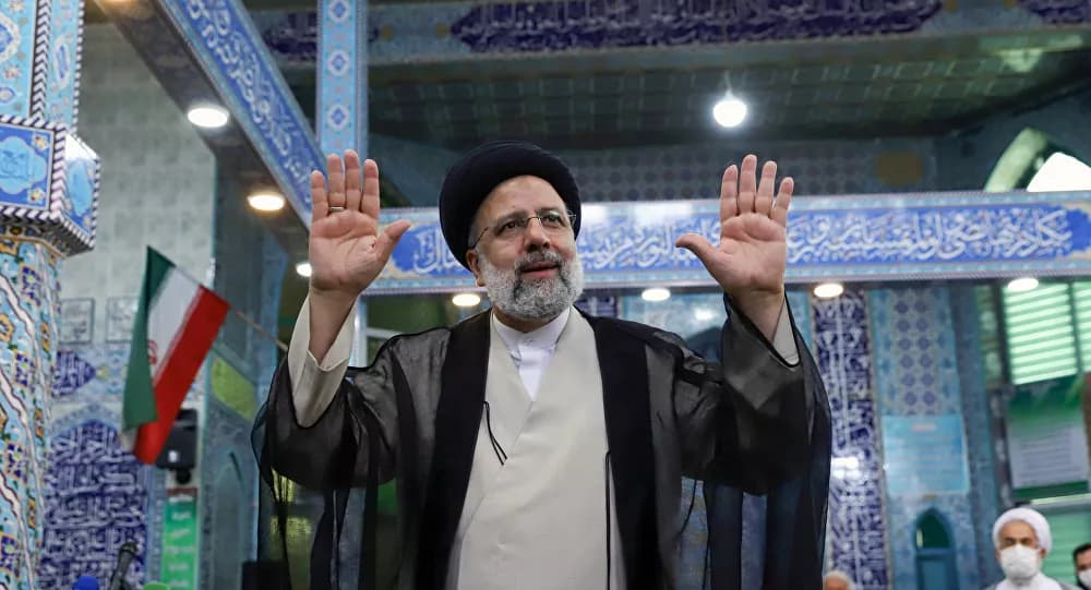 Sanções dos EUA e acordo nuclear: especialistas discutem sobre desafios que enfrenta Ebrahim Raisi