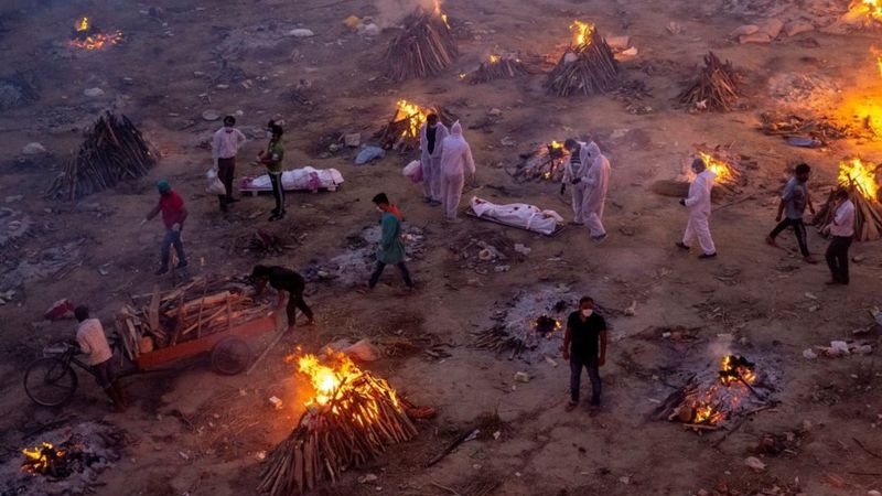 Pakistan: oltre 5.000 casi in 24 ore, non accadeva da 3 mesi