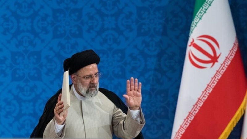 イラン新大統領就任宣誓式が本日実施