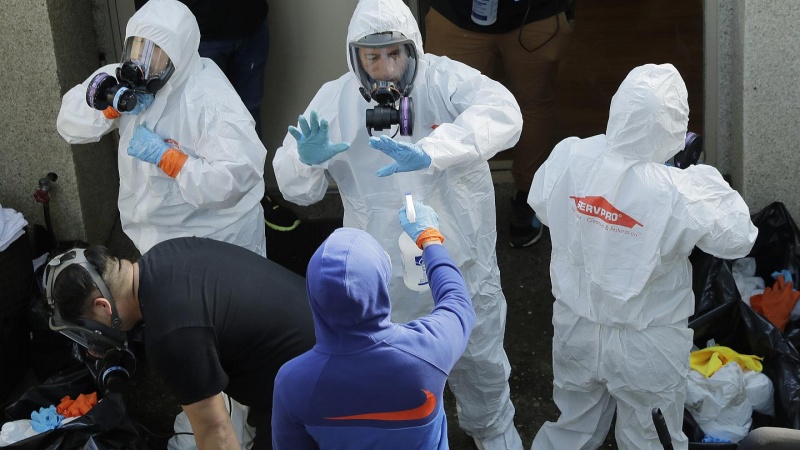 米で、1日あたりのコロナ感染者数が10万人を再度突破
