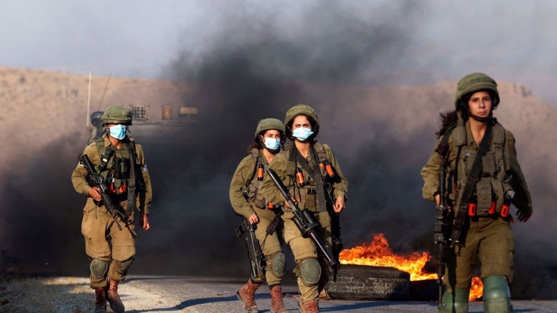 In einer neuen Provokation zerstören israelische Siedler die Autos der Palästinenser im Westjordanland